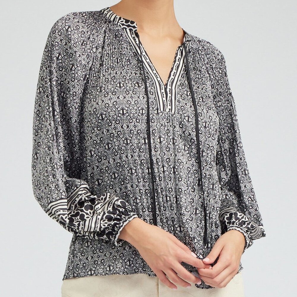 CURRENT AIR NEW DRESSY BLOUSE DESIGNER XS OR S